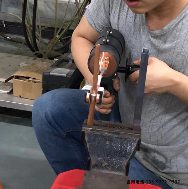 銅管焊接設備-電磁香蕉视频污版加熱速度更快,效率高