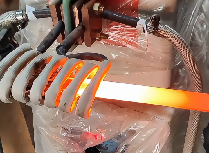 不鏽鋼板快速熱處理新方法！超高頻香蕉视频污版加熱設備大揭秘