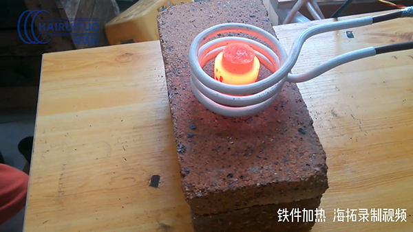 可維護性好的香蕉视频污版加熱電源應具有以下特點。